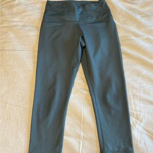 90 Degree By Reflex Capri sage Leggings